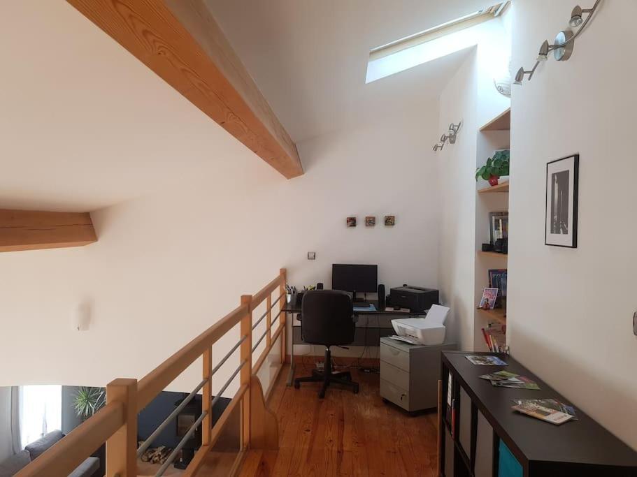 Maison Spacieuse Face Aux Pyrenees Carla-Bayle Экстерьер фото